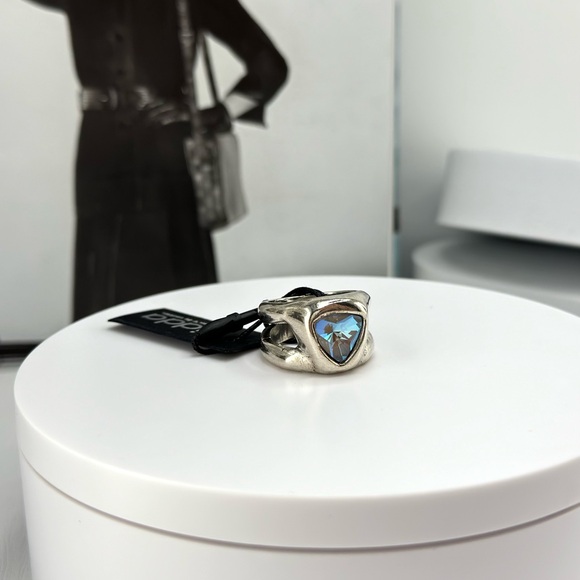 Silver ring with triangle Aquamarine, Blue crystal - Picture 7 of 7